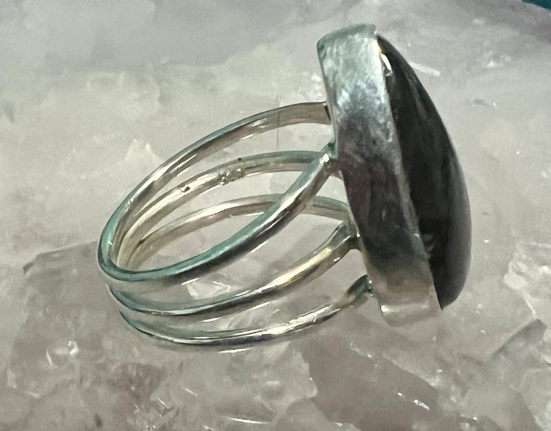 Labradorite ring