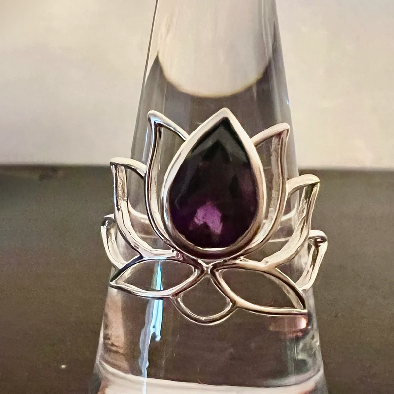 Amethyst Lotus Ring